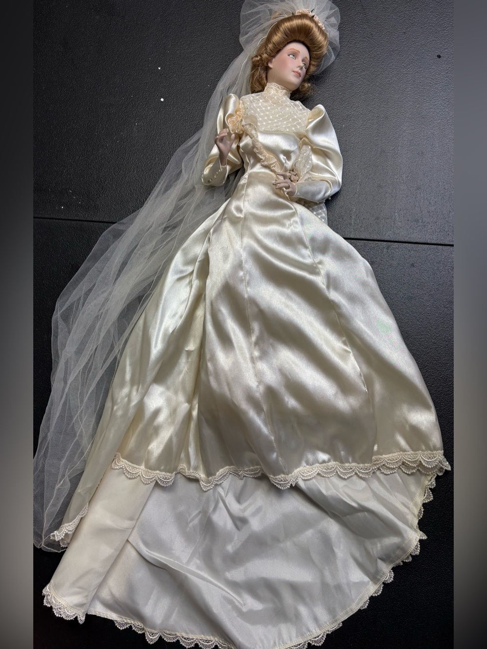 Vintage Franklin Heirloom Dolls. Porcelain Bride Doll in Ivory Satin Gown